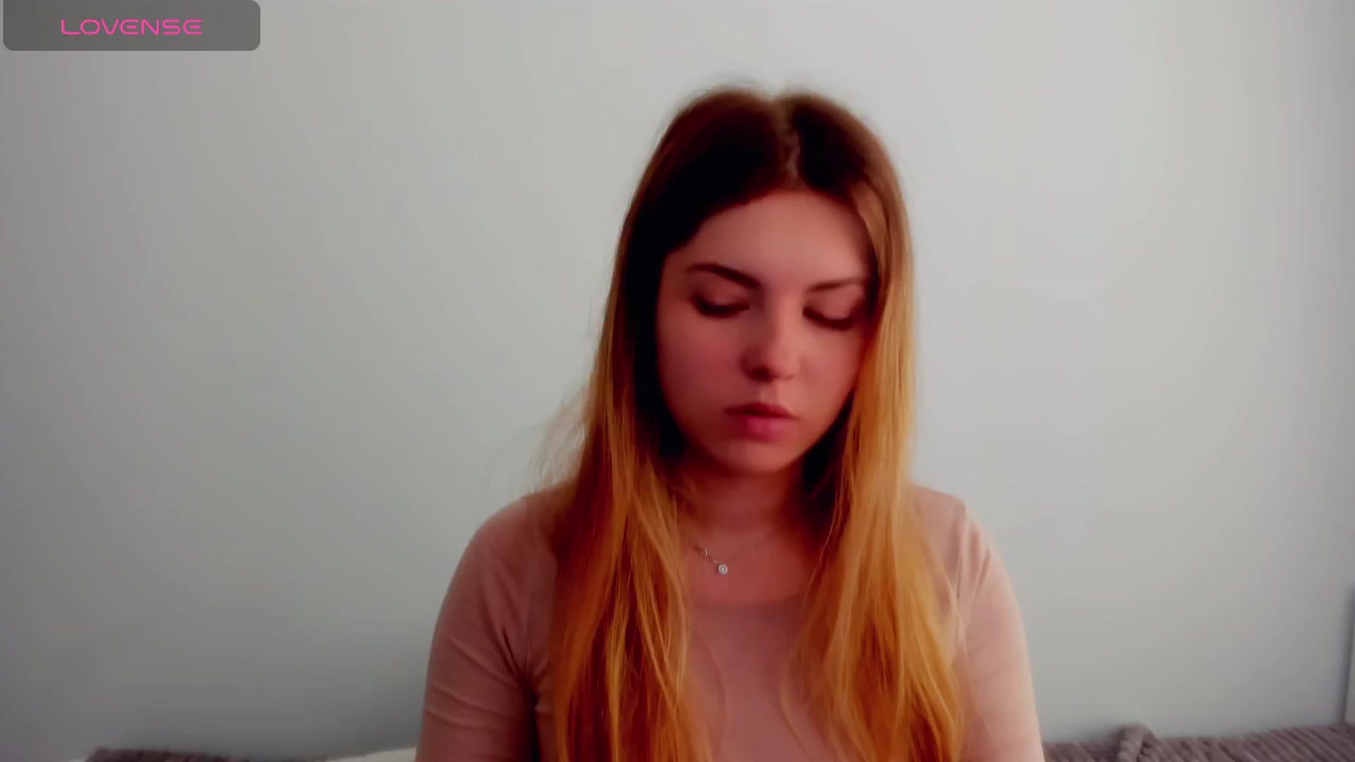 Gallery image thumbnail from Miriam_Mills's myfreecams stream on, 05/17/2024, 09:14 image 10 of 20