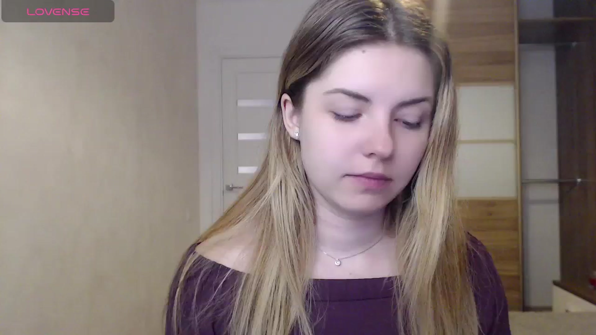 Gallery image thumbnail from Miriam_Mills's myfreecams stream on, 05/20/2024, 09:16 image 15 of 20