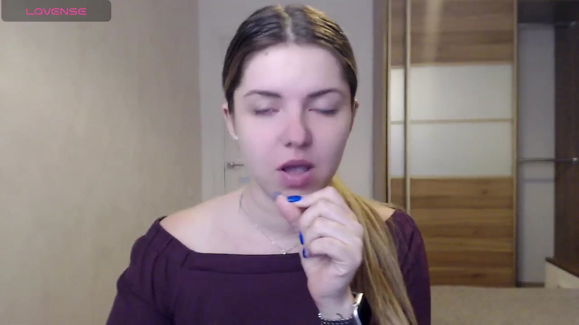 Gallery image thumbnail from Miriam_Mills's myfreecams stream on, 05/20/2024, 11:14 image 15 of 20