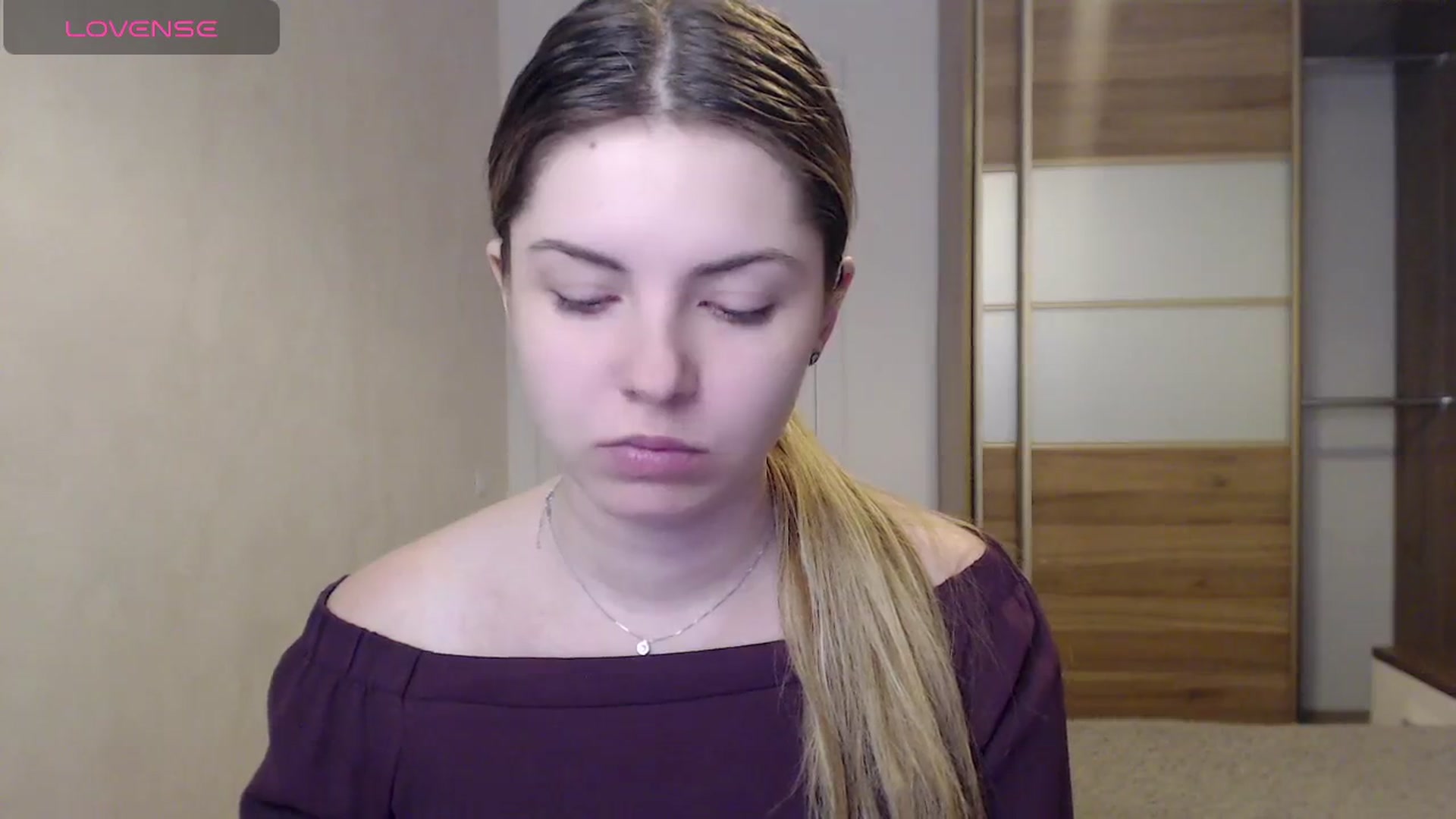 Gallery image thumbnail from Miriam_Mills's myfreecams stream on, 05/20/2024, 11:14 image 11 of 20