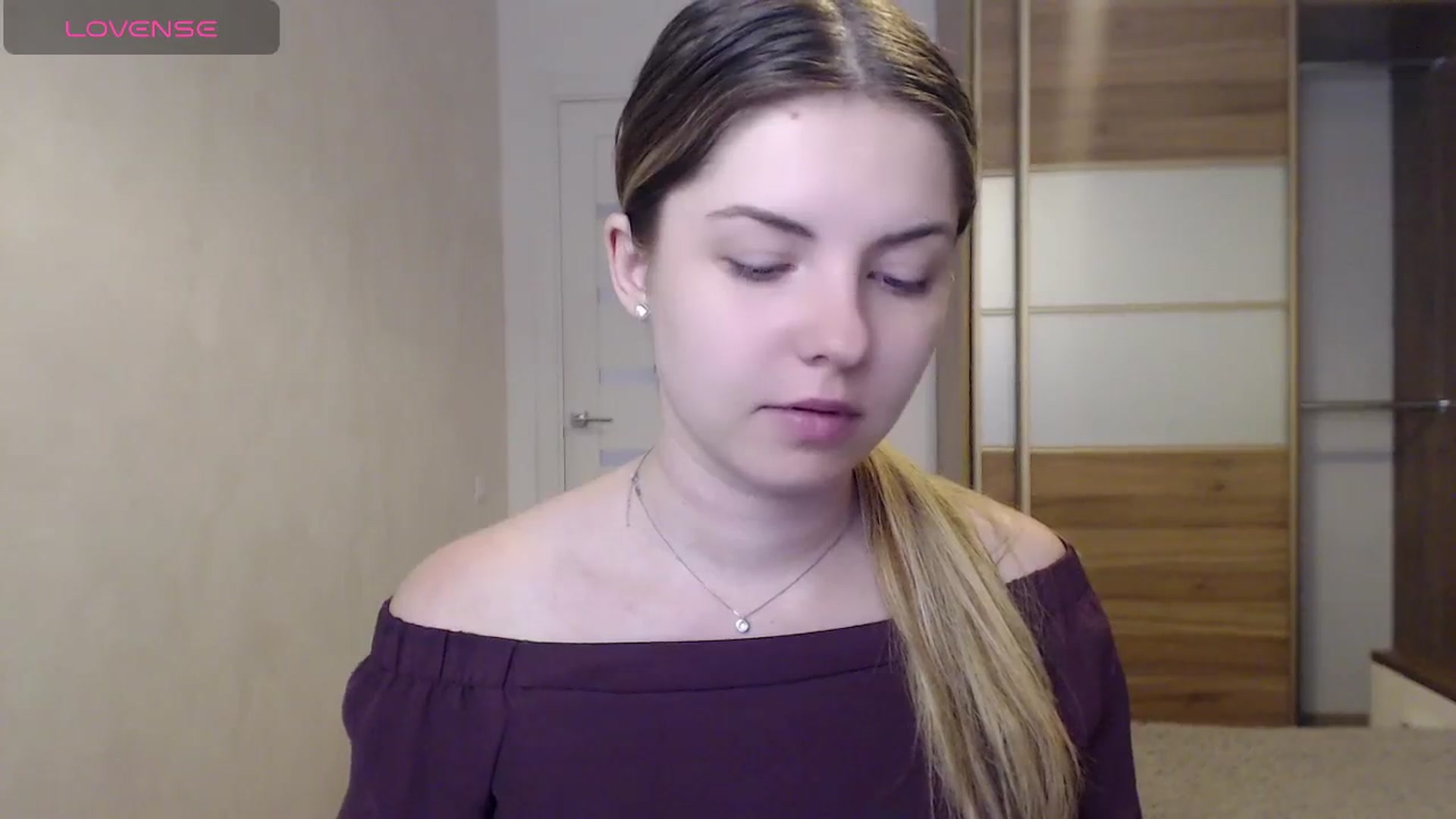 Gallery image thumbnail from Miriam_Mills's myfreecams stream on, 05/20/2024, 11:14 image 5 of 20