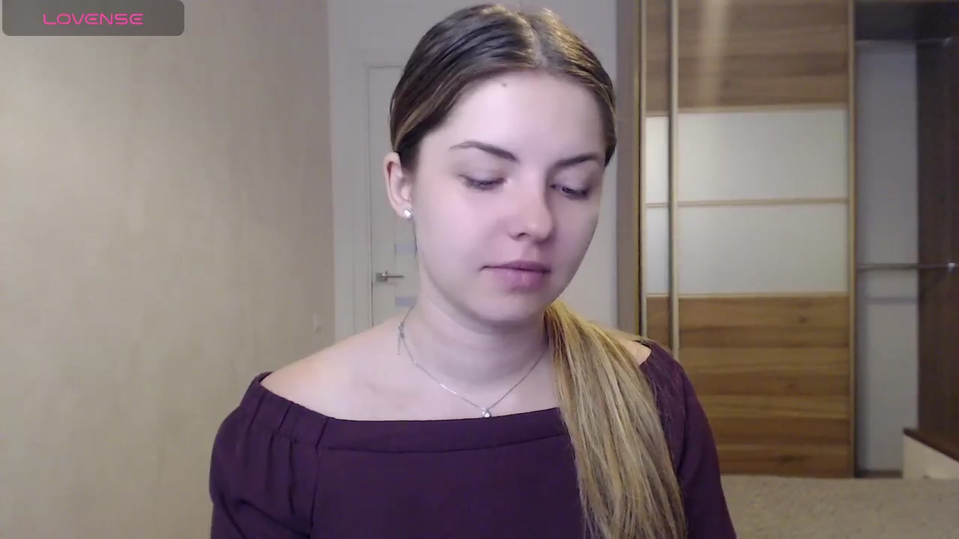 Gallery image thumbnail from Miriam_Mills's myfreecams stream on, 05/20/2024, 11:14 image 17 of 20