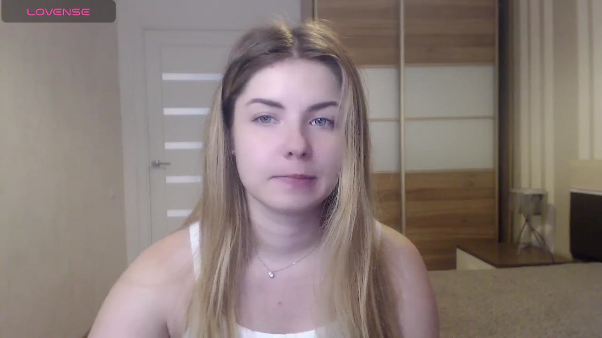 Gallery image thumbnail from Miriam_Mills's myfreecams stream on, 05/21/2024, 10:21 image 10 of 20
