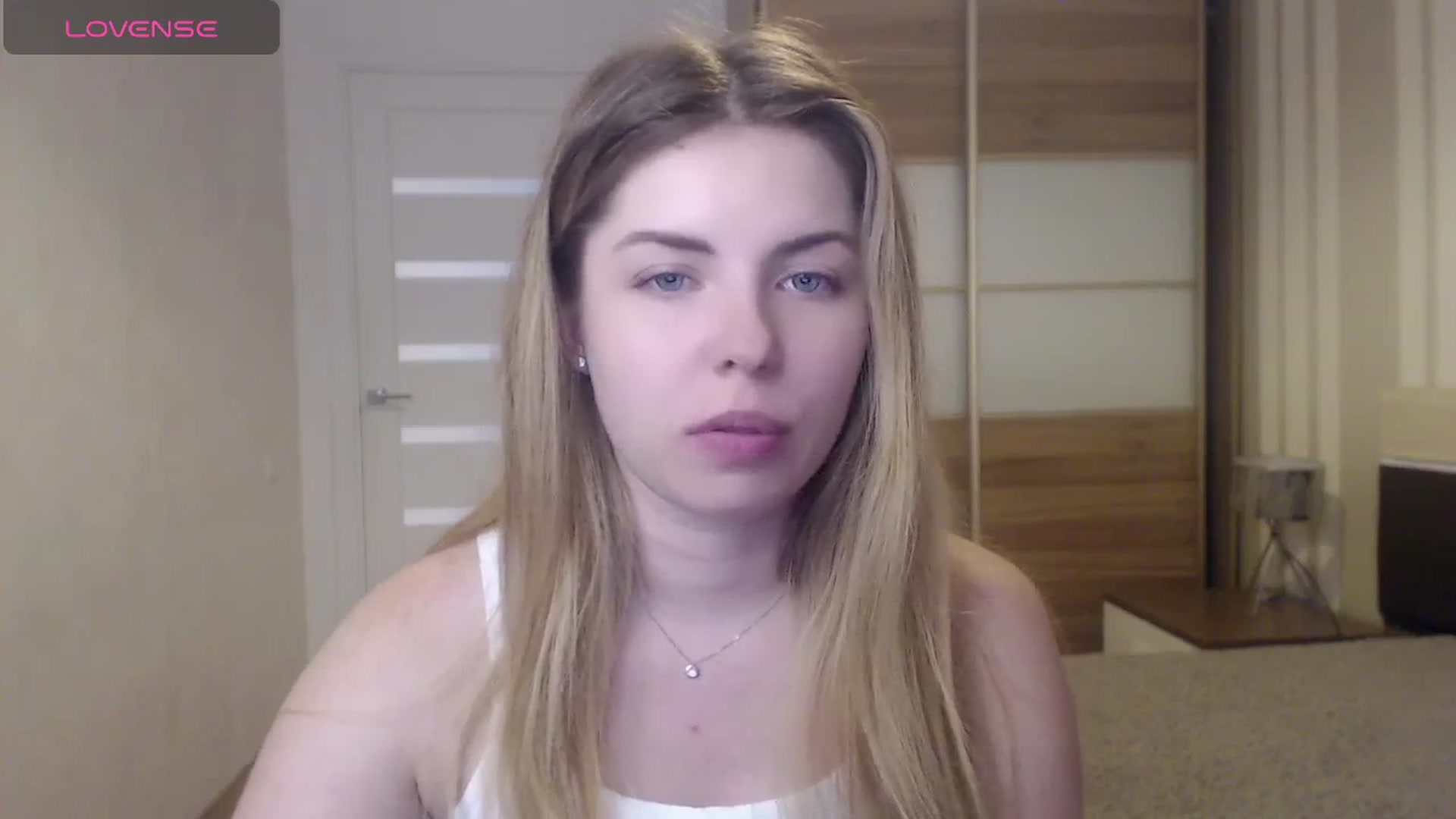 Gallery image thumbnail from Miriam_Mills's myfreecams stream on, 05/21/2024, 10:21 image 5 of 20