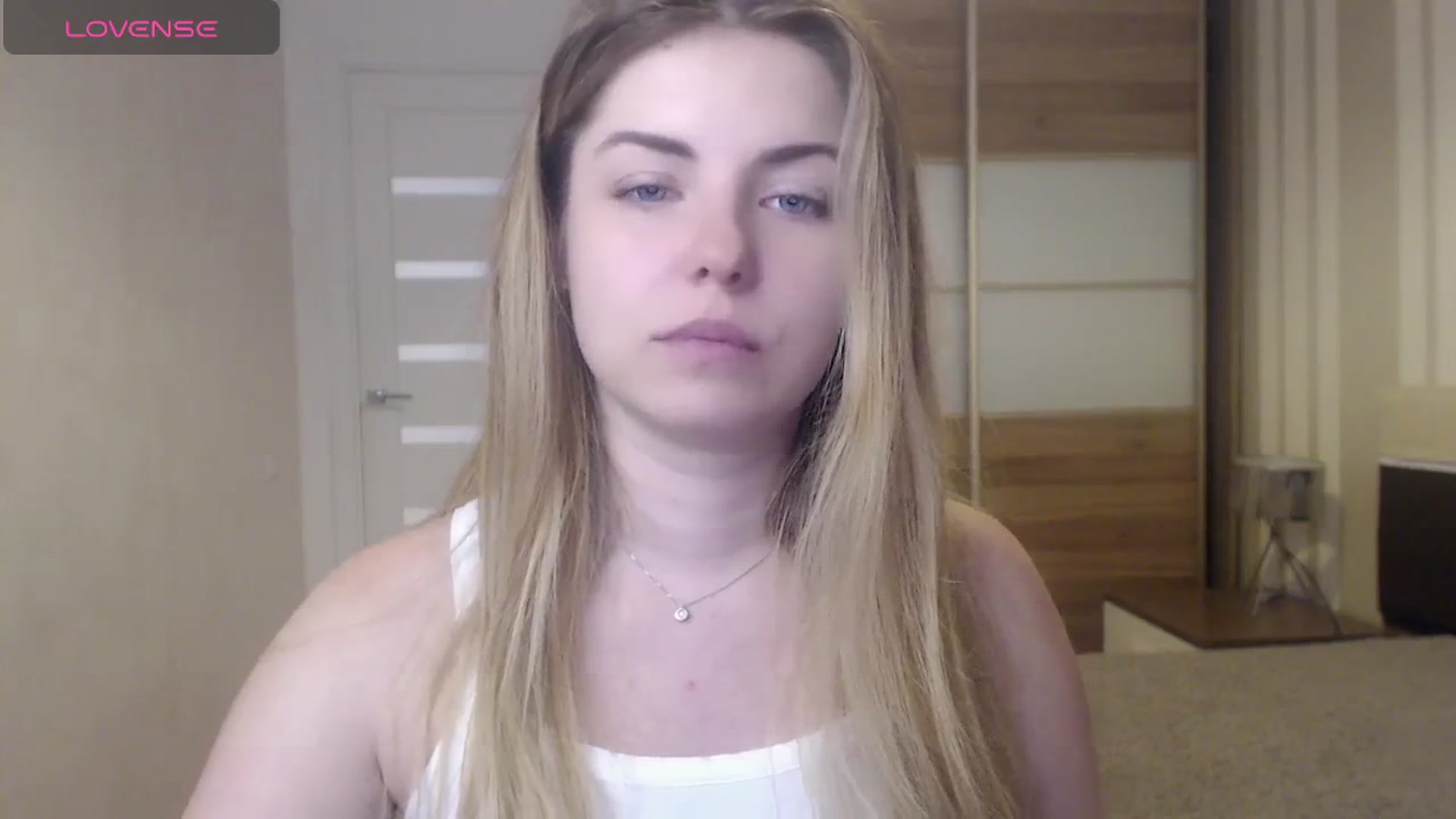 Gallery image thumbnail from Miriam_Mills's myfreecams stream on, 05/21/2024, 10:21 image 7 of 20