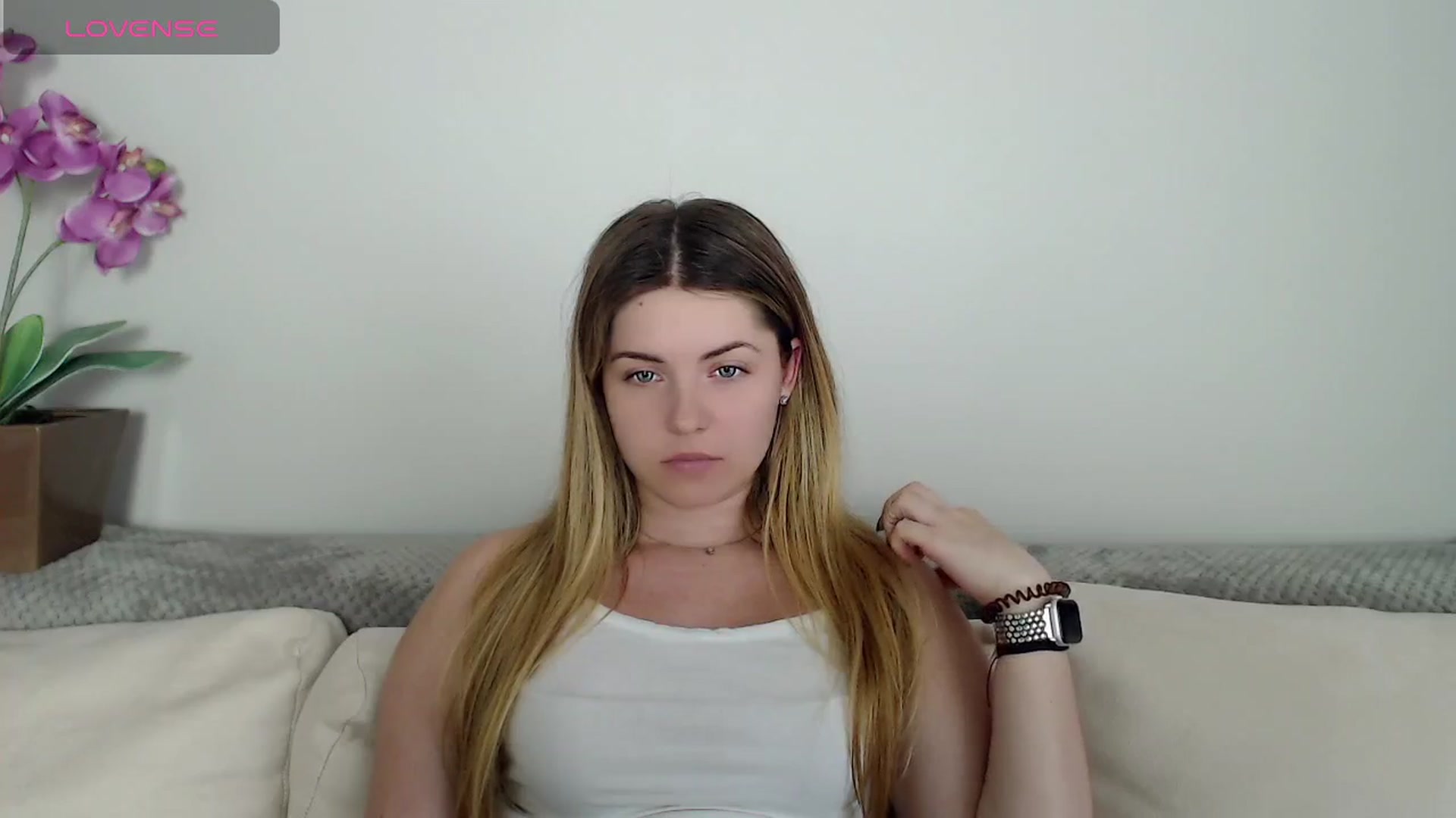 Gallery image thumbnail from Miriam_Mills's myfreecams stream on, 05/27/2024, 10:48 image 15 of 20