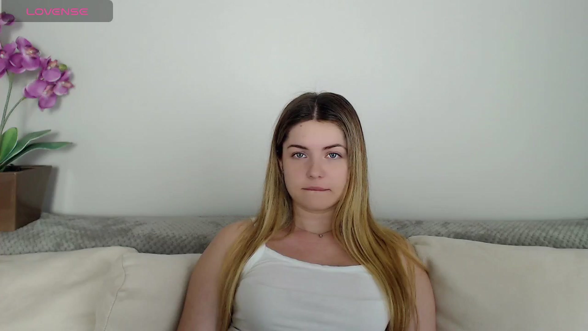Gallery image thumbnail from Miriam_Mills's myfreecams stream on, 05/27/2024, 10:48 image 2 of 20