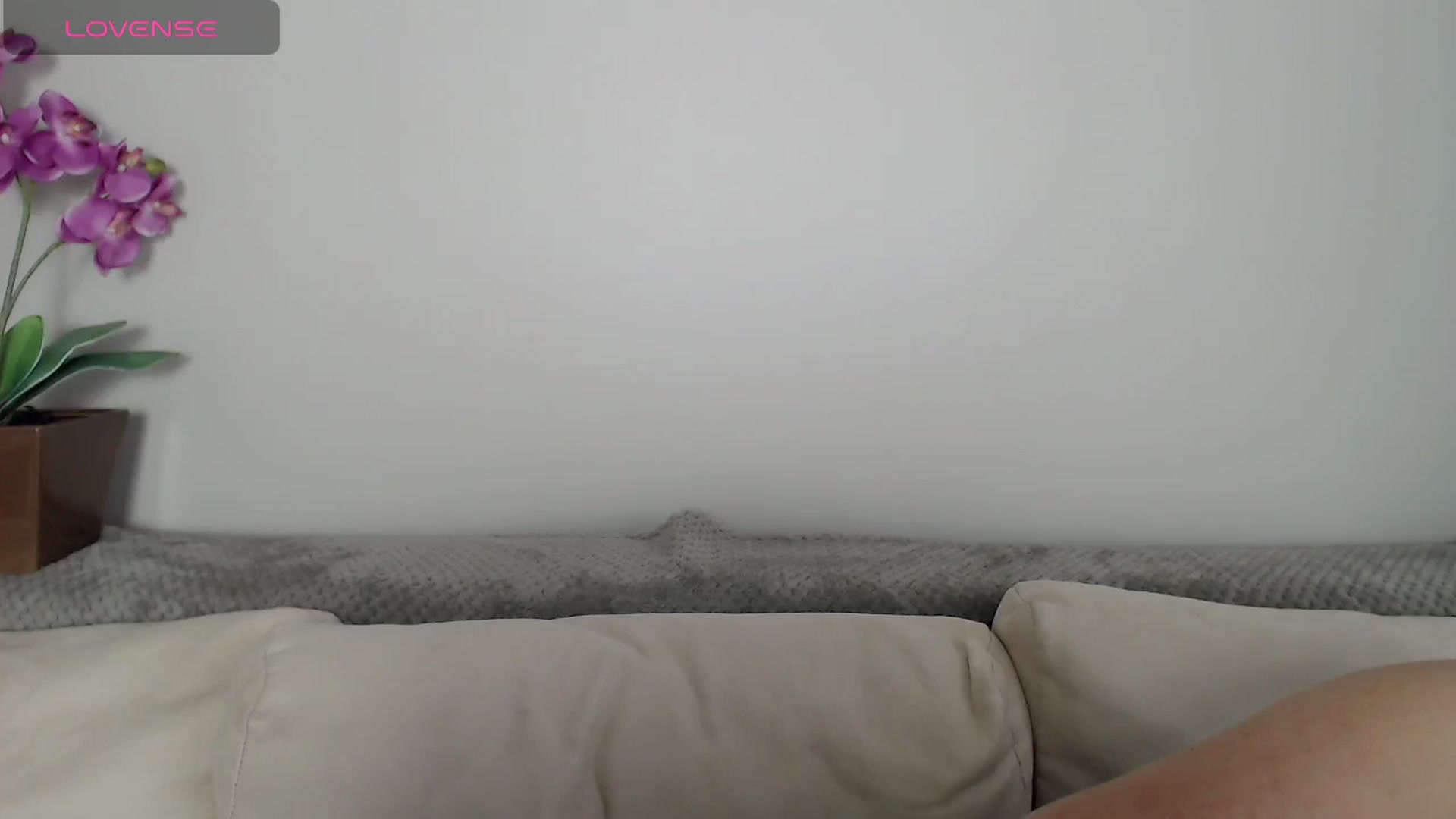 Gallery image thumbnail from Miriam_Mills's myfreecams stream on, 05/27/2024, 10:48 image 4 of 20