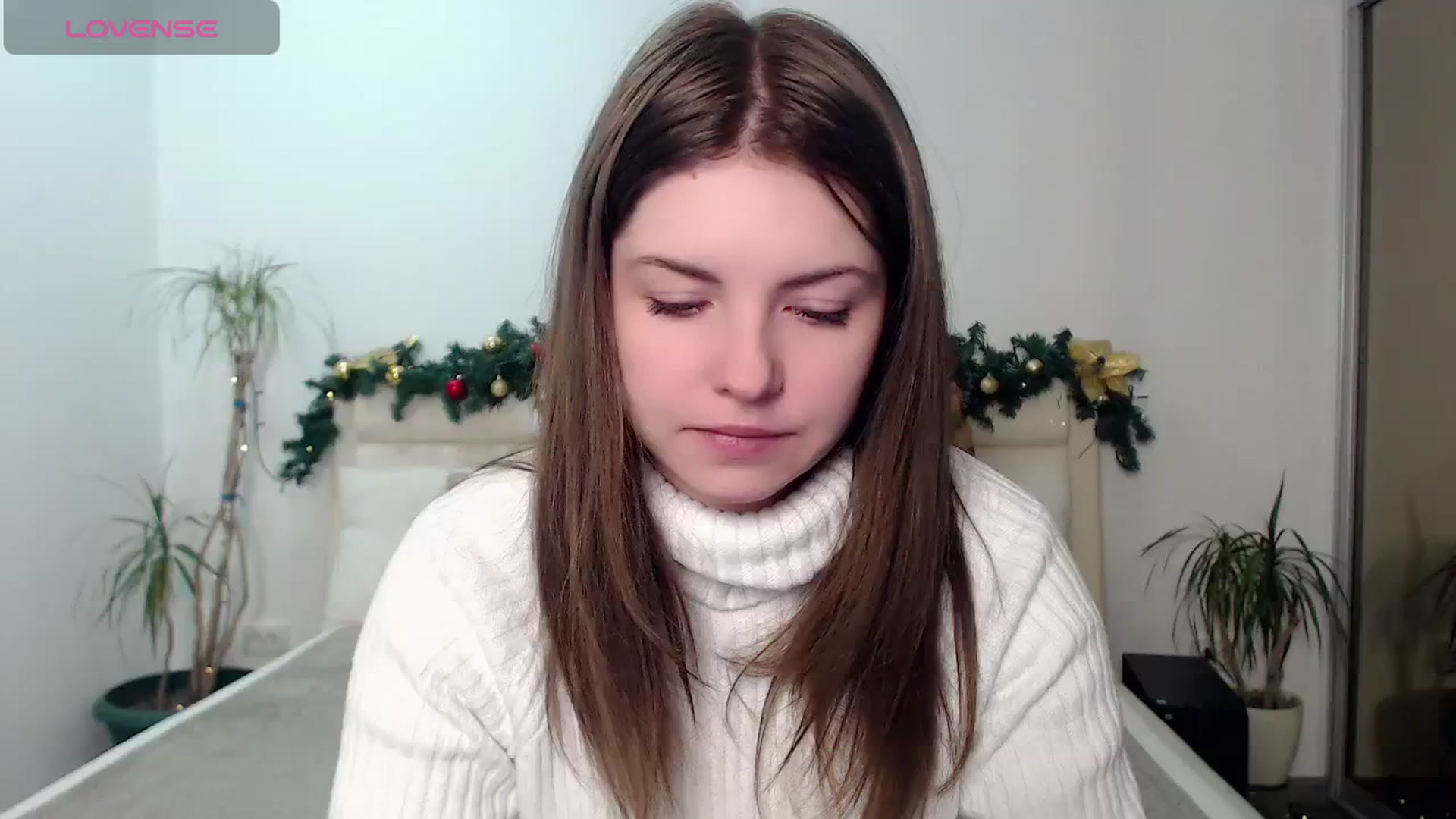 Gallery image thumbnail from Miriam_Mills's myfreecams stream on, 12/26/2024, 10:44 image 8 of 20