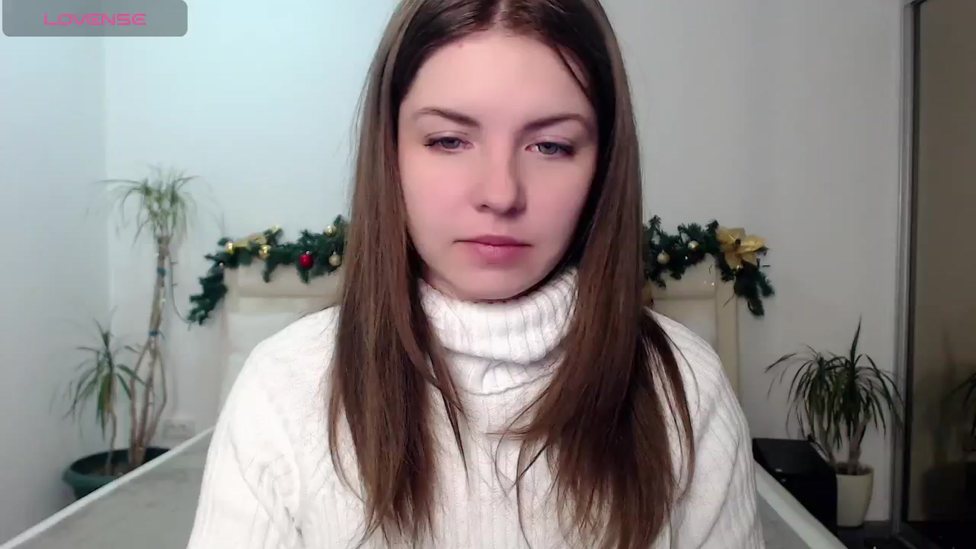 Gallery image thumbnail from Miriam_Mills's myfreecams stream on, 12/26/2024, 10:44 image 3 of 20
