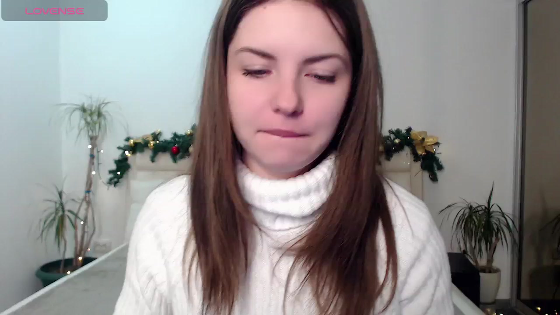 Gallery image thumbnail from Miriam_Mills's myfreecams stream on, 12/26/2024, 10:44 image 16 of 20