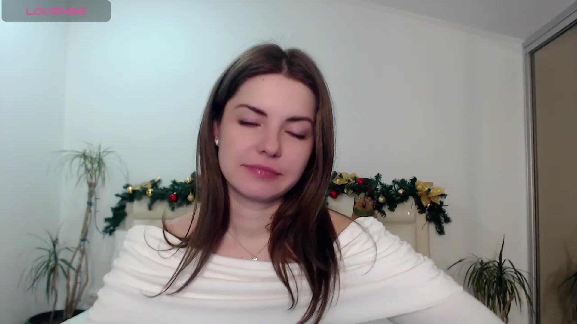 Gallery image thumbnail from Miriam_Mills's myfreecams stream on, 12/31/2024, 12:37 image 20 of 20