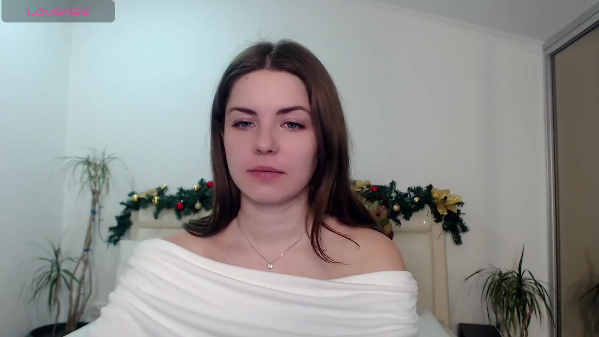 Gallery image thumbnail from Miriam_Mills's myfreecams stream on, 12/31/2024, 12:37 image 14 of 20