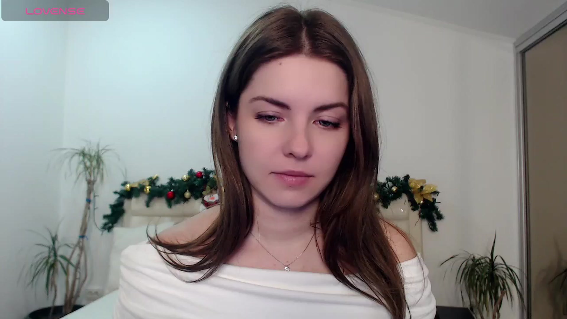 Gallery image thumbnail from Miriam_Mills's myfreecams stream on, 12/31/2024, 12:37 image 18 of 20