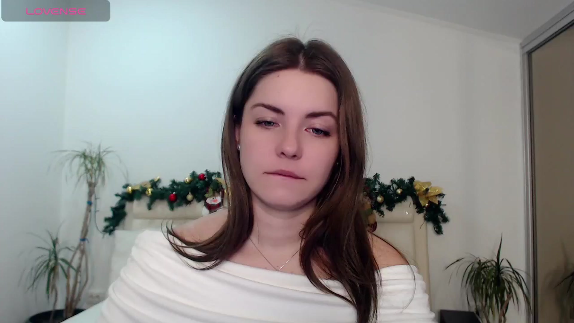Gallery image thumbnail from Miriam_Mills's myfreecams stream on, 12/31/2024, 12:37 image 19 of 20