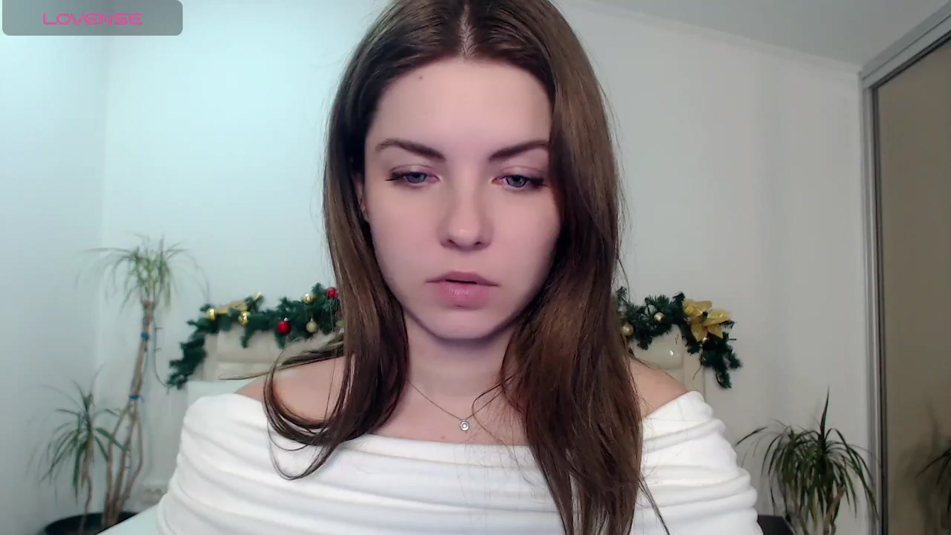 Gallery image thumbnail from Miriam_Mills's myfreecams stream on, 12/31/2024, 12:37 image 6 of 20