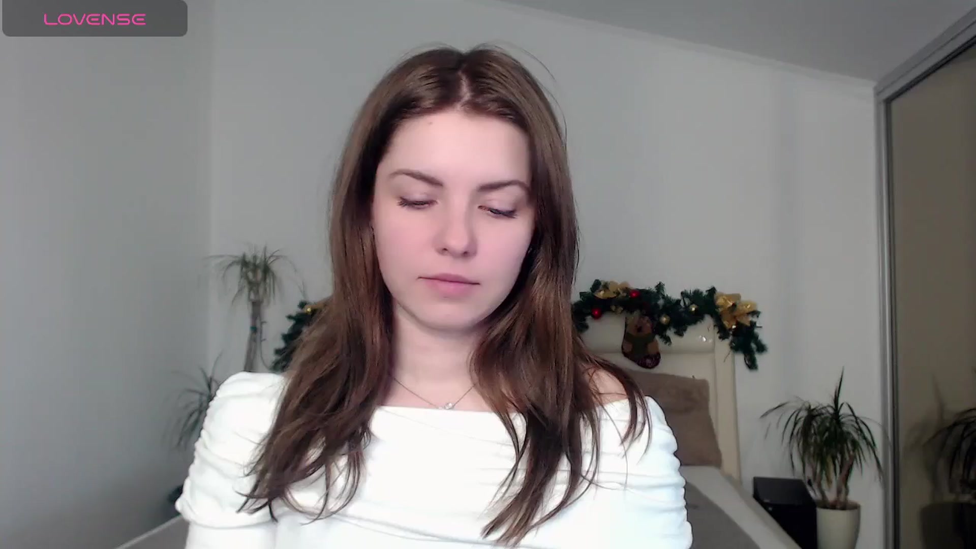 Gallery image thumbnail from Miriam_Mills's myfreecams stream on, 01/01/2025, 11:43 image 15 of 20