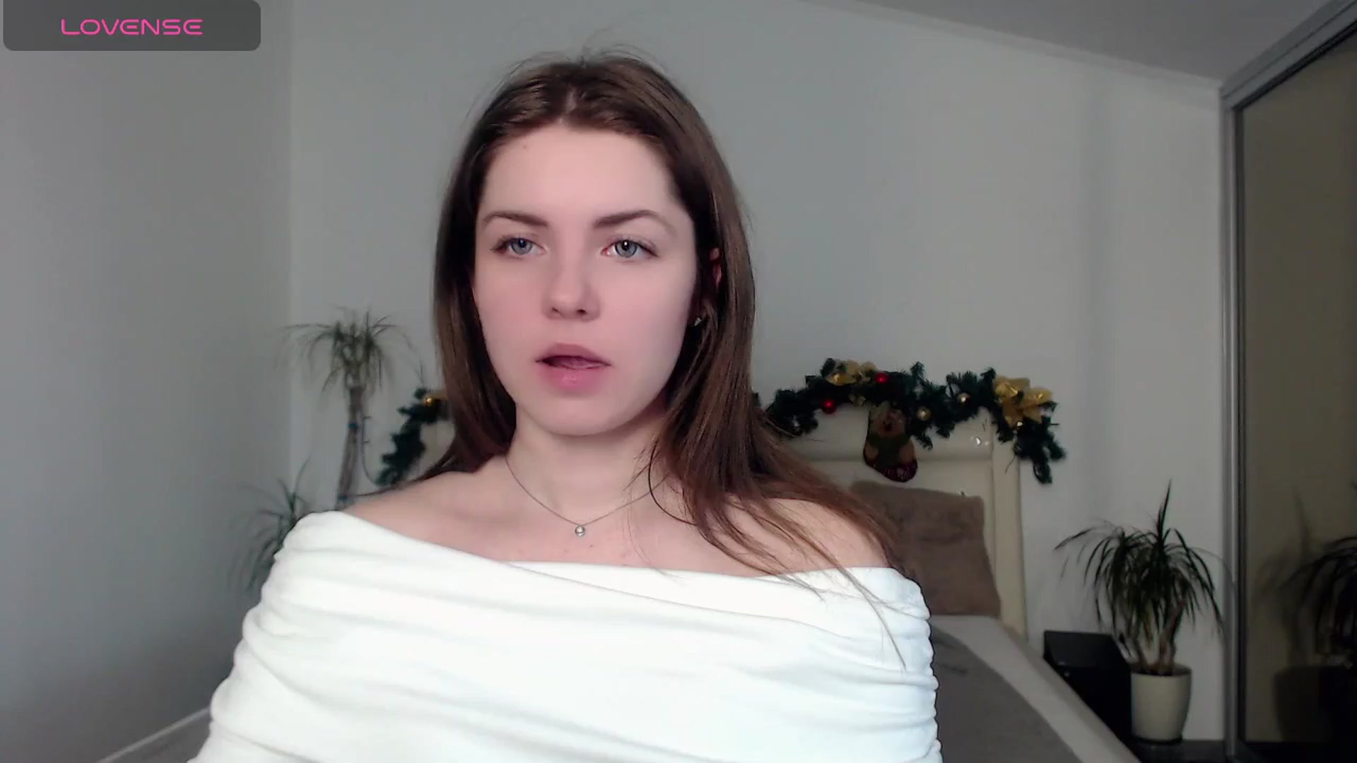 Gallery image thumbnail from Miriam_Mills's myfreecams stream on, 01/01/2025, 11:43 image 6 of 20