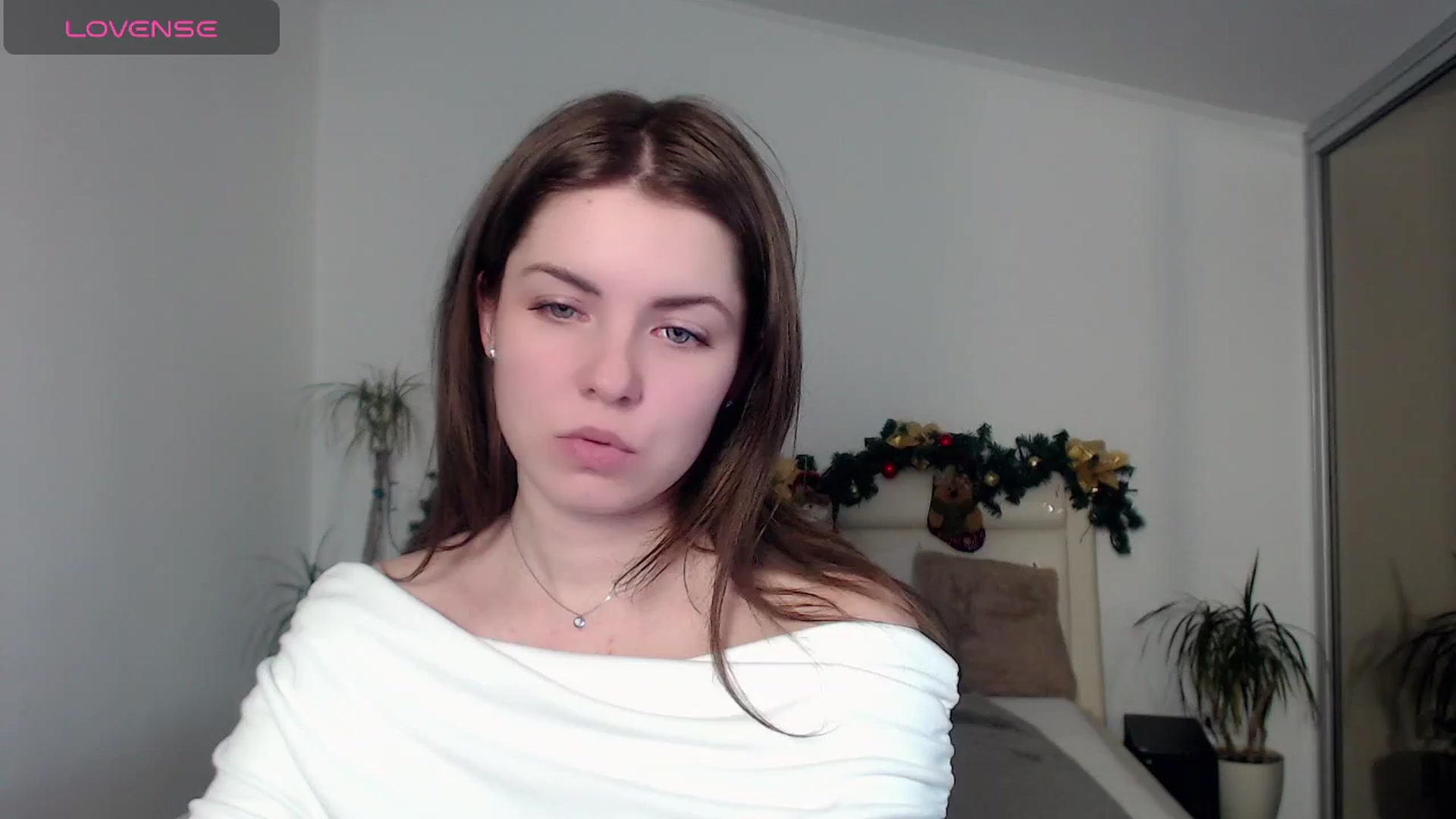 Gallery image thumbnail from Miriam_Mills's myfreecams stream on, 01/01/2025, 11:43 image 19 of 20