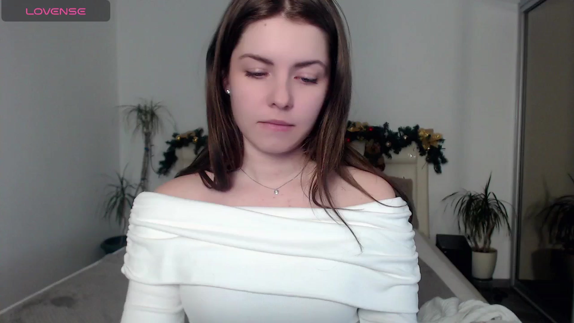 Gallery image thumbnail from Miriam_Mills's myfreecams stream on, 01/01/2025, 12:35 image 16 of 20