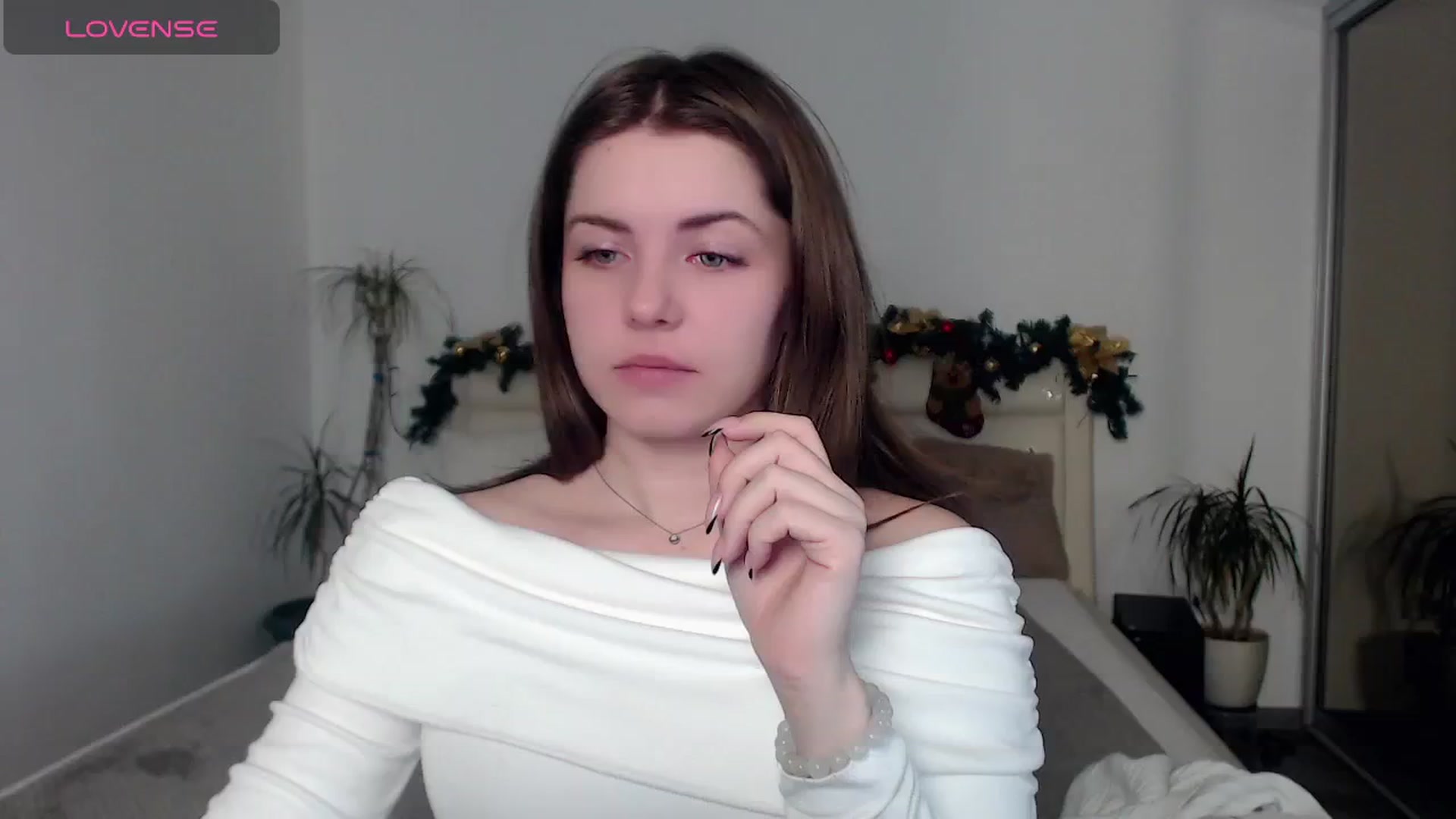 Gallery image thumbnail from Miriam_Mills's myfreecams stream on, 01/01/2025, 12:35 image 6 of 20