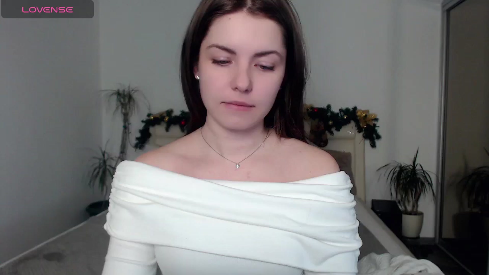 Gallery image thumbnail from Miriam_Mills's myfreecams stream on, 01/01/2025, 12:35 image 17 of 20