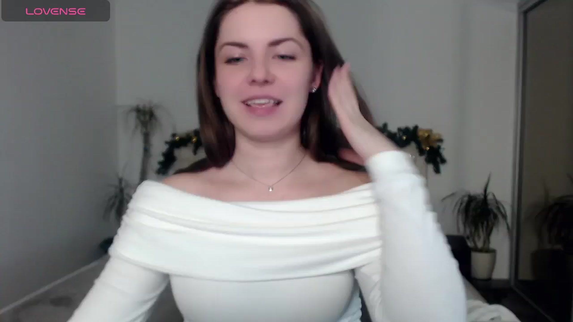 Gallery image thumbnail from Miriam_Mills's myfreecams stream on, 01/01/2025, 12:35 image 19 of 20