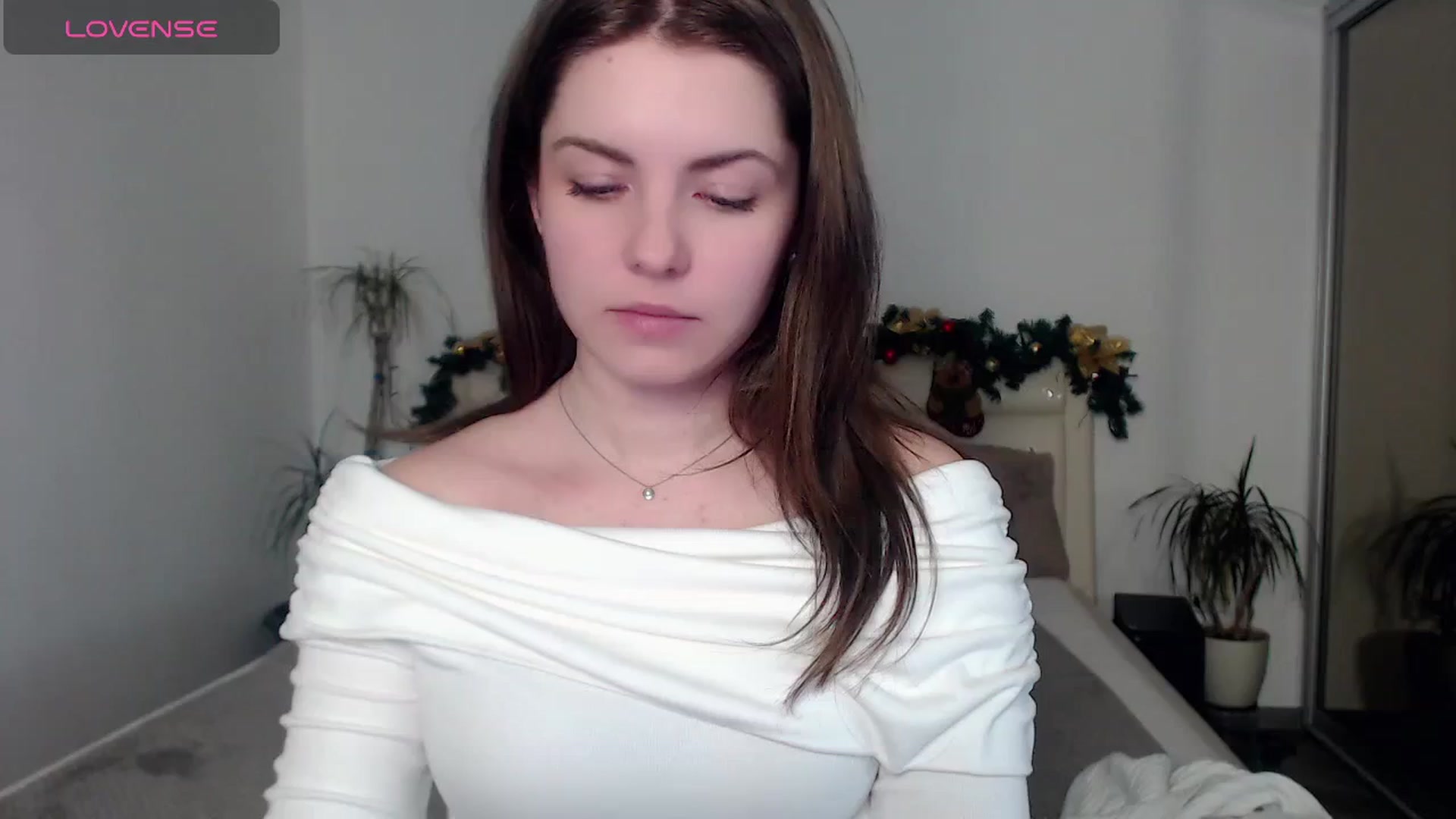 Gallery image thumbnail from Miriam_Mills's myfreecams stream on, 01/01/2025, 12:35 image 3 of 20