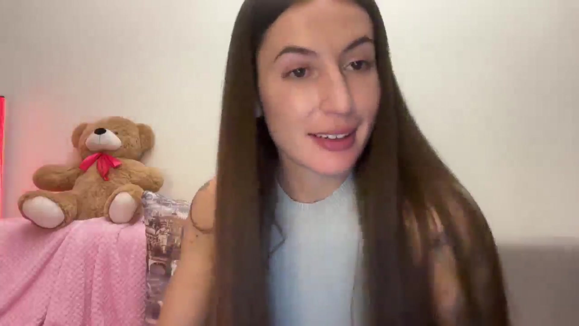 Gallery image thumbnail from Miriami's myfreecams stream on, 12/02/2025, 19:22 image 11 of 20