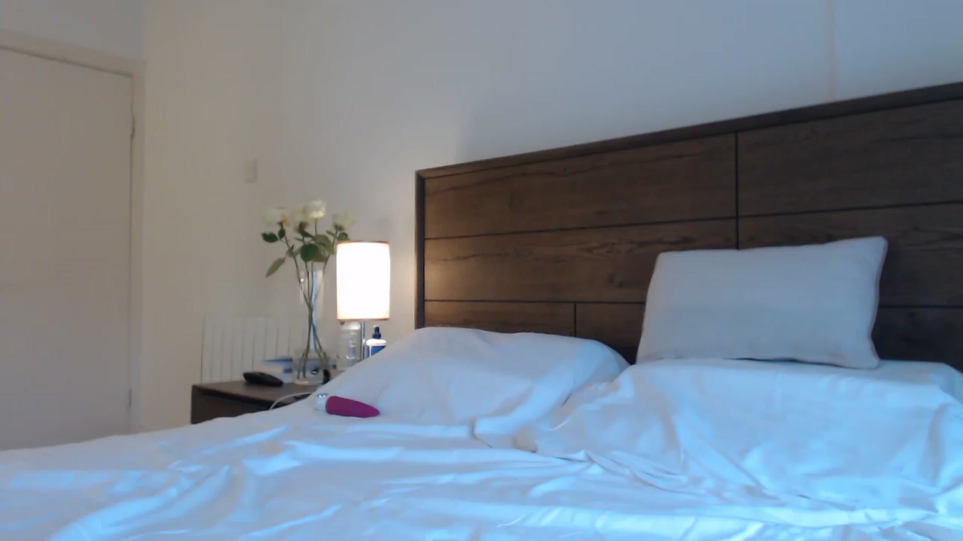 Gallery image thumbnail from MiroNika's myfreecams stream on, 05/25/2023, 19:52 image 18 of 20