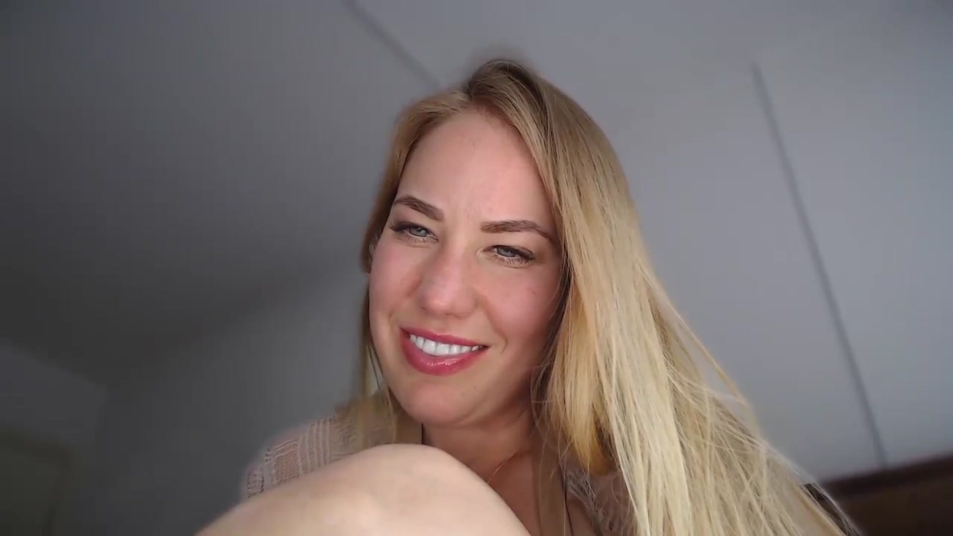 Gallery image thumbnail from MiroNika's myfreecams stream on, 06/24/2024, 16:34 image 2 of 20