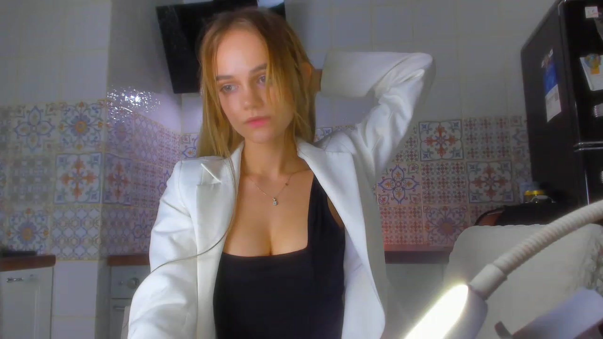 Gallery image thumbnail from MiroSlavaaa's myfreecams stream on, 11/20/2022, 21:33 image 7 of 20