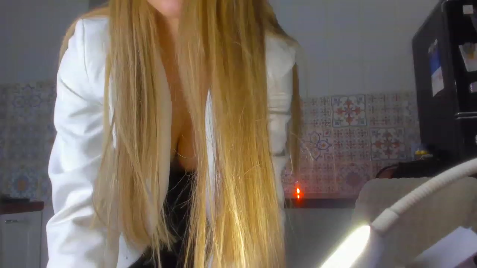 Gallery image thumbnail from MiroSlavaaa's myfreecams stream on, 11/20/2022, 21:33 image 8 of 20
