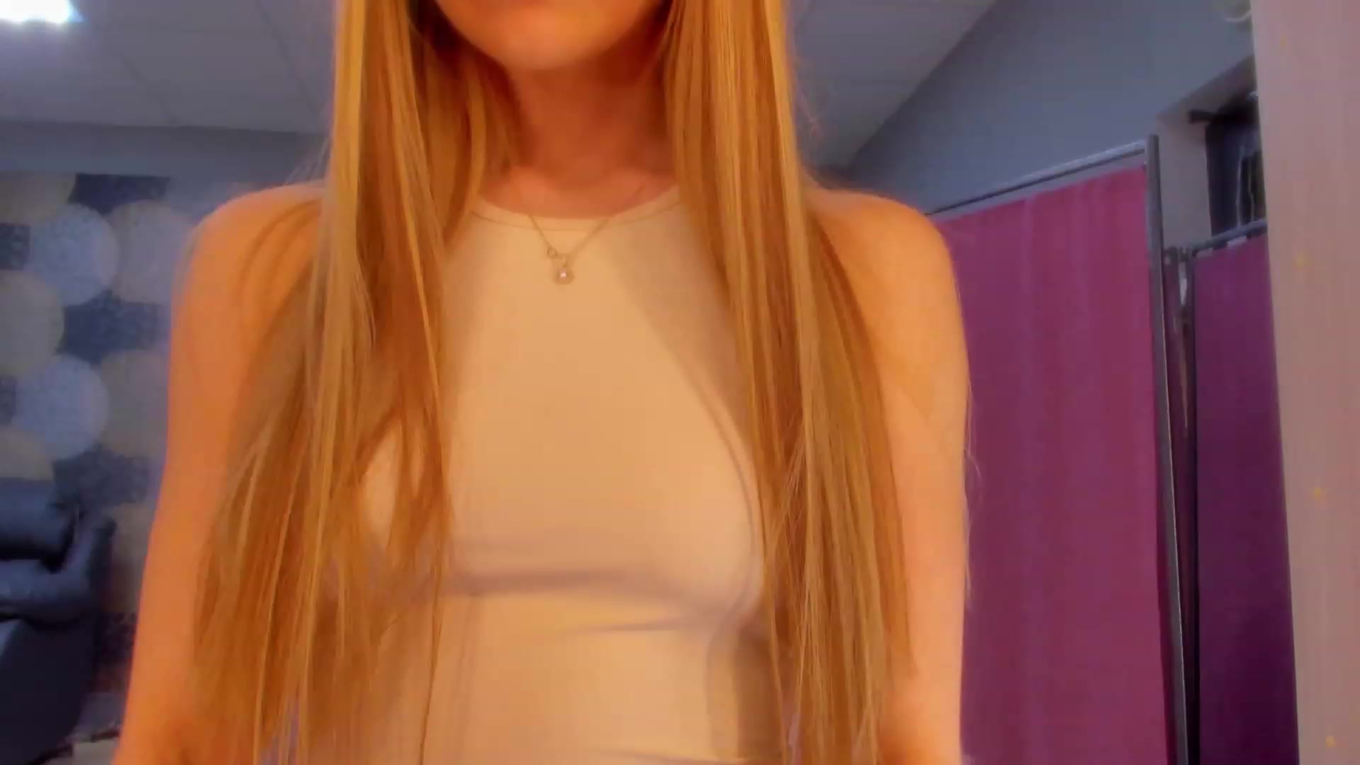 Gallery image thumbnail from MiroSlavaaa's myfreecams stream on, 01/31/2023, 21:03 image 18 of 20