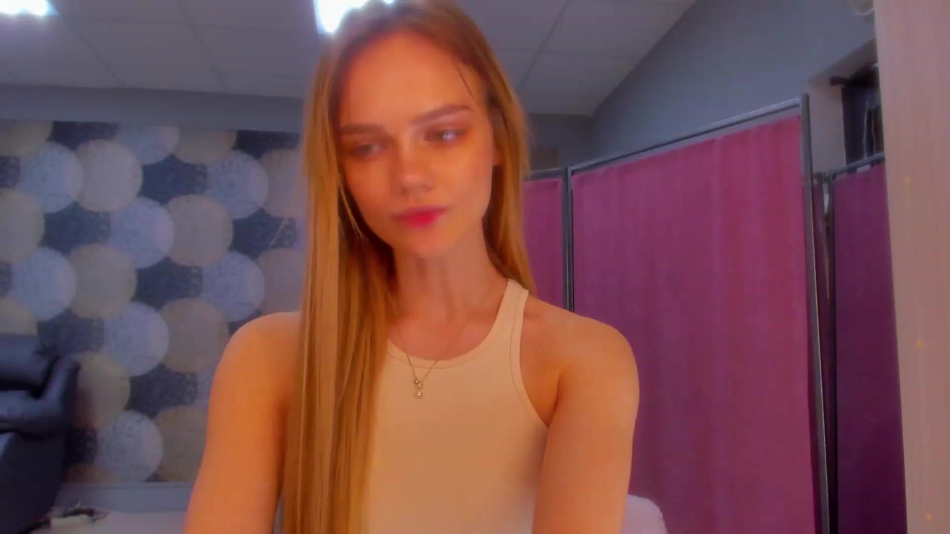 Gallery image thumbnail from MiroSlavaaa's myfreecams stream on, 01/31/2023, 21:03 image 20 of 20
