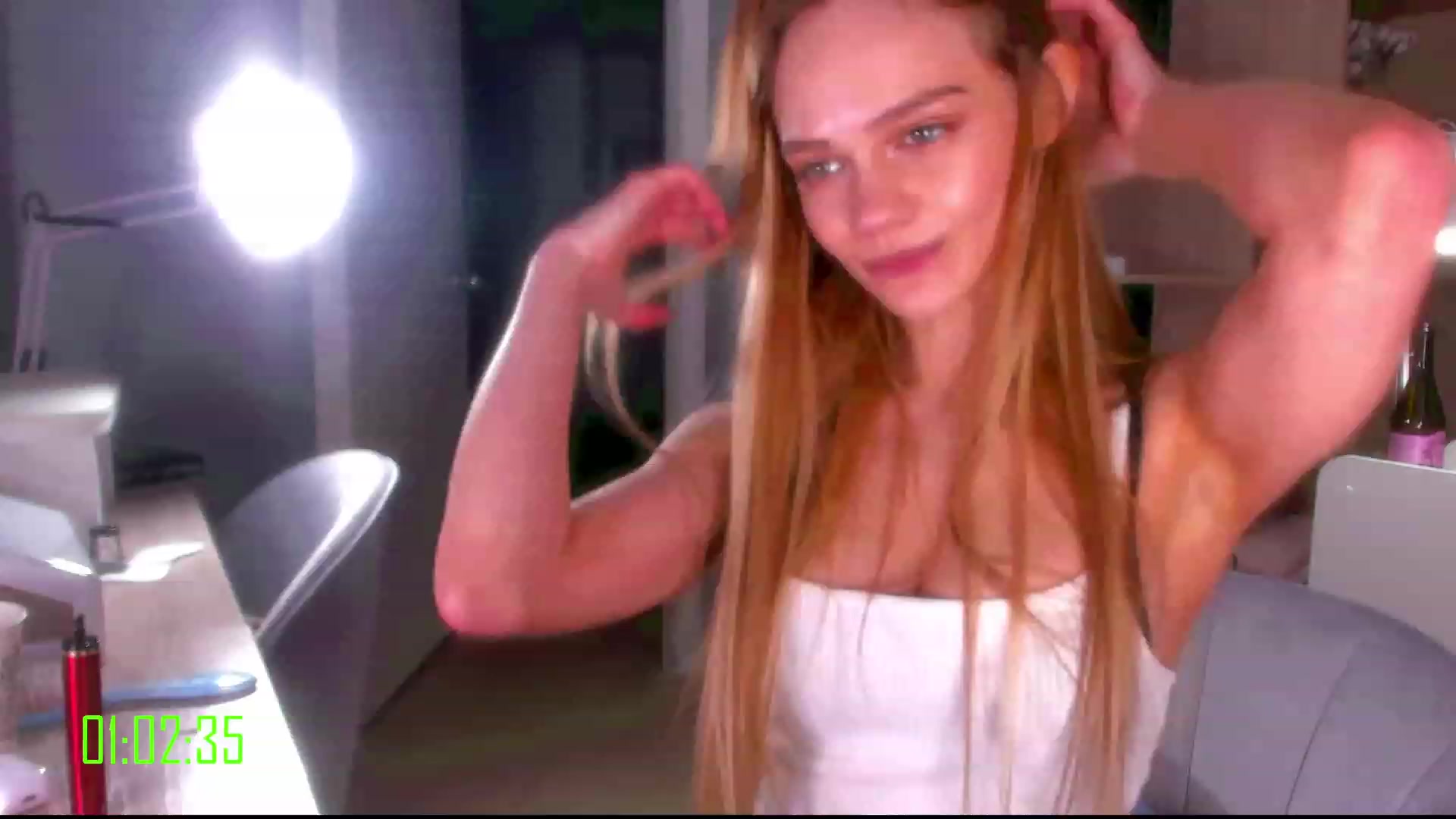 Gallery image thumbnail from MiroSlavaaa's myfreecams stream on, 02/06/2023, 20:35 image 16 of 20
