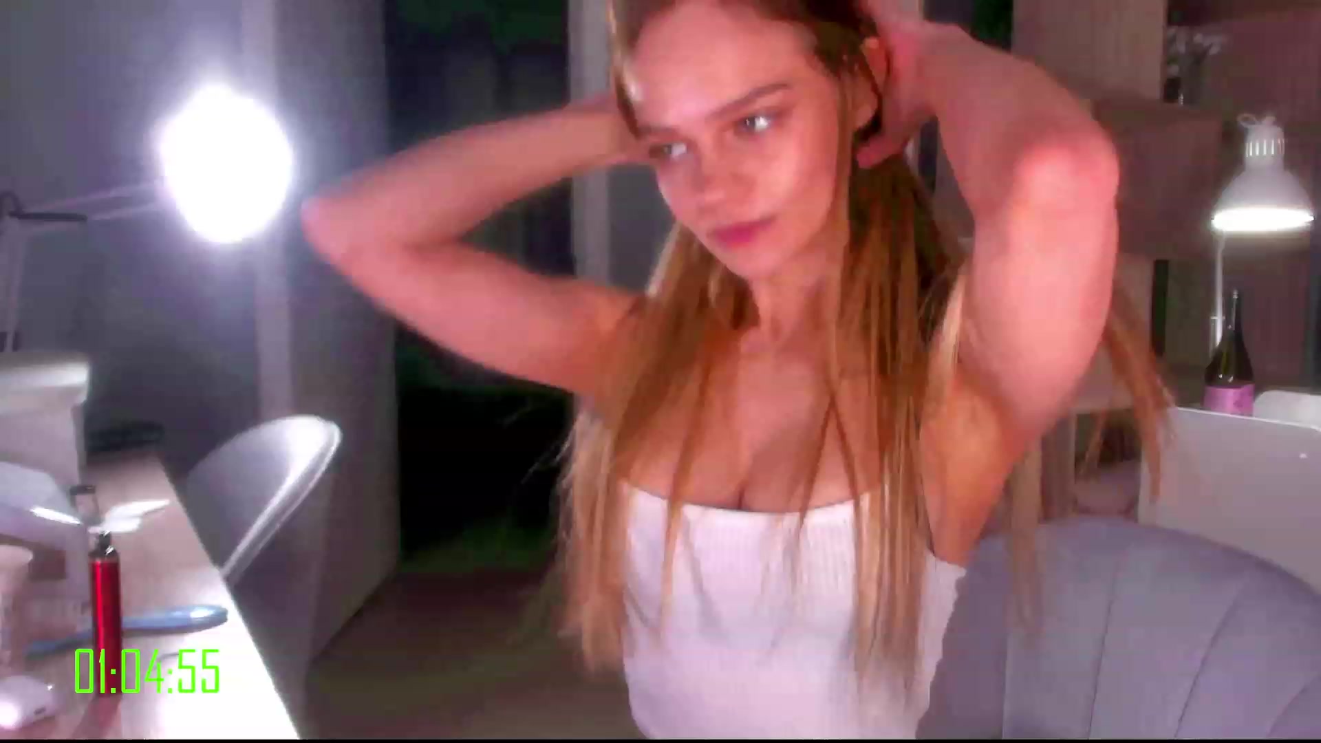 Gallery image thumbnail from MiroSlavaaa's myfreecams stream on, 02/06/2023, 20:35 image 14 of 20