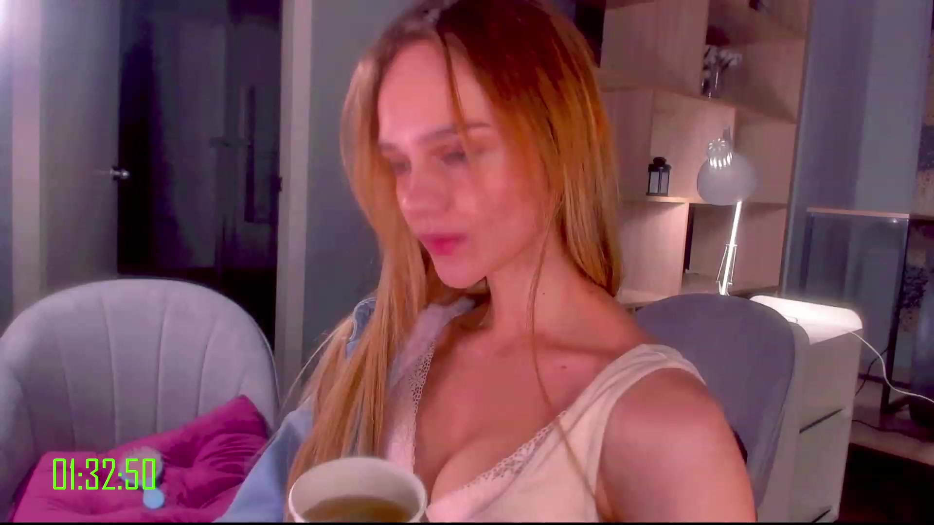 Gallery image thumbnail from MiroSlavaaa's myfreecams stream on, 02/07/2023, 23:47 image 7 of 20