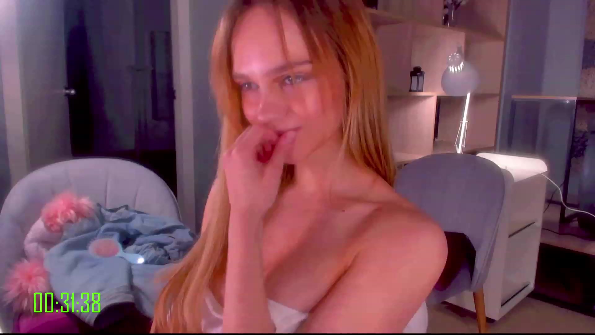 Gallery image thumbnail from MiroSlavaaa's myfreecams stream on, 02/08/2023, 24:10 image 1 of 20