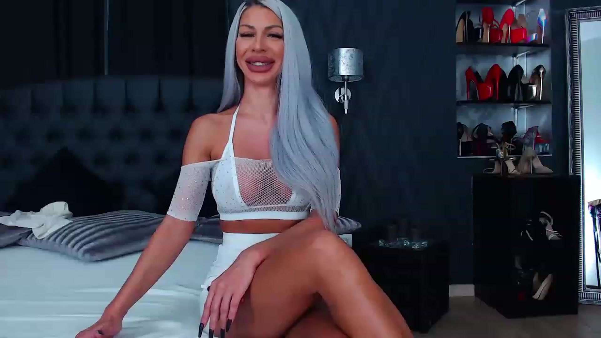 Gallery image thumbnail from MirrembeX's myfreecams stream on, 02/18/2023, 24:10 image 1 of 20