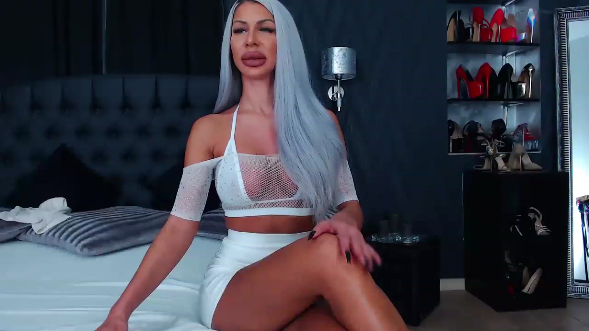 Gallery image thumbnail from MirrembeX's myfreecams stream on, 02/18/2023, 24:10 image 9 of 20