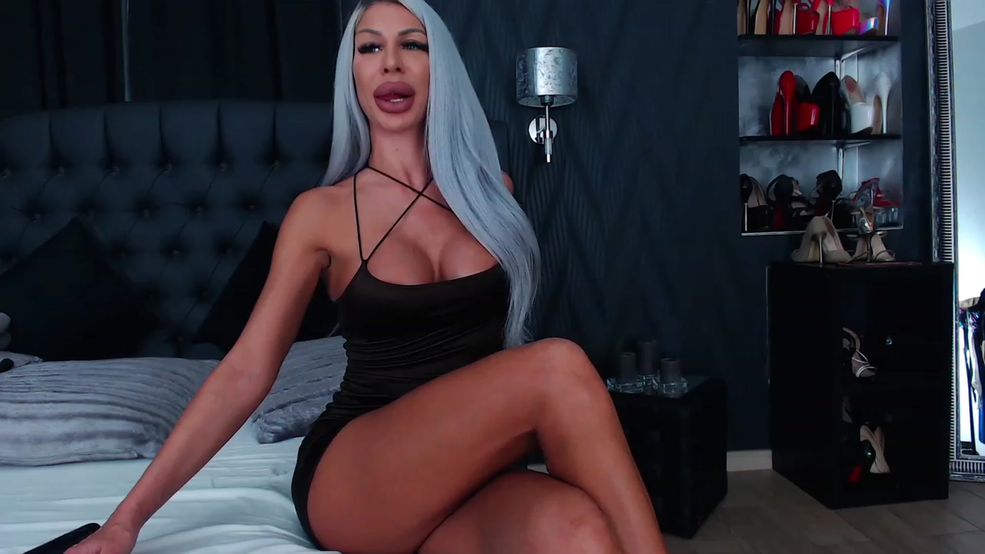 Gallery image thumbnail from MirrembeX's myfreecams stream on, 02/26/2023, 01:13 image 19 of 20