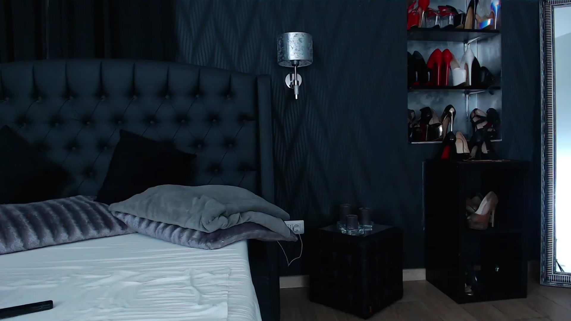 Gallery image thumbnail from MirrembeX's myfreecams stream on, 04/08/2023, 03:45 image 7 of 20