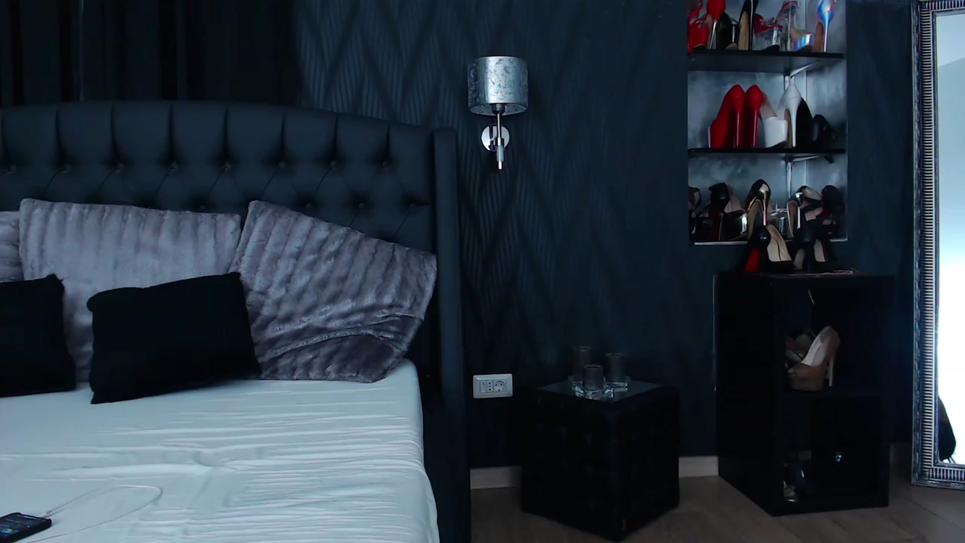 Gallery image thumbnail from MirrembeX's myfreecams stream on, 04/10/2023, 24:42 image 8 of 20
