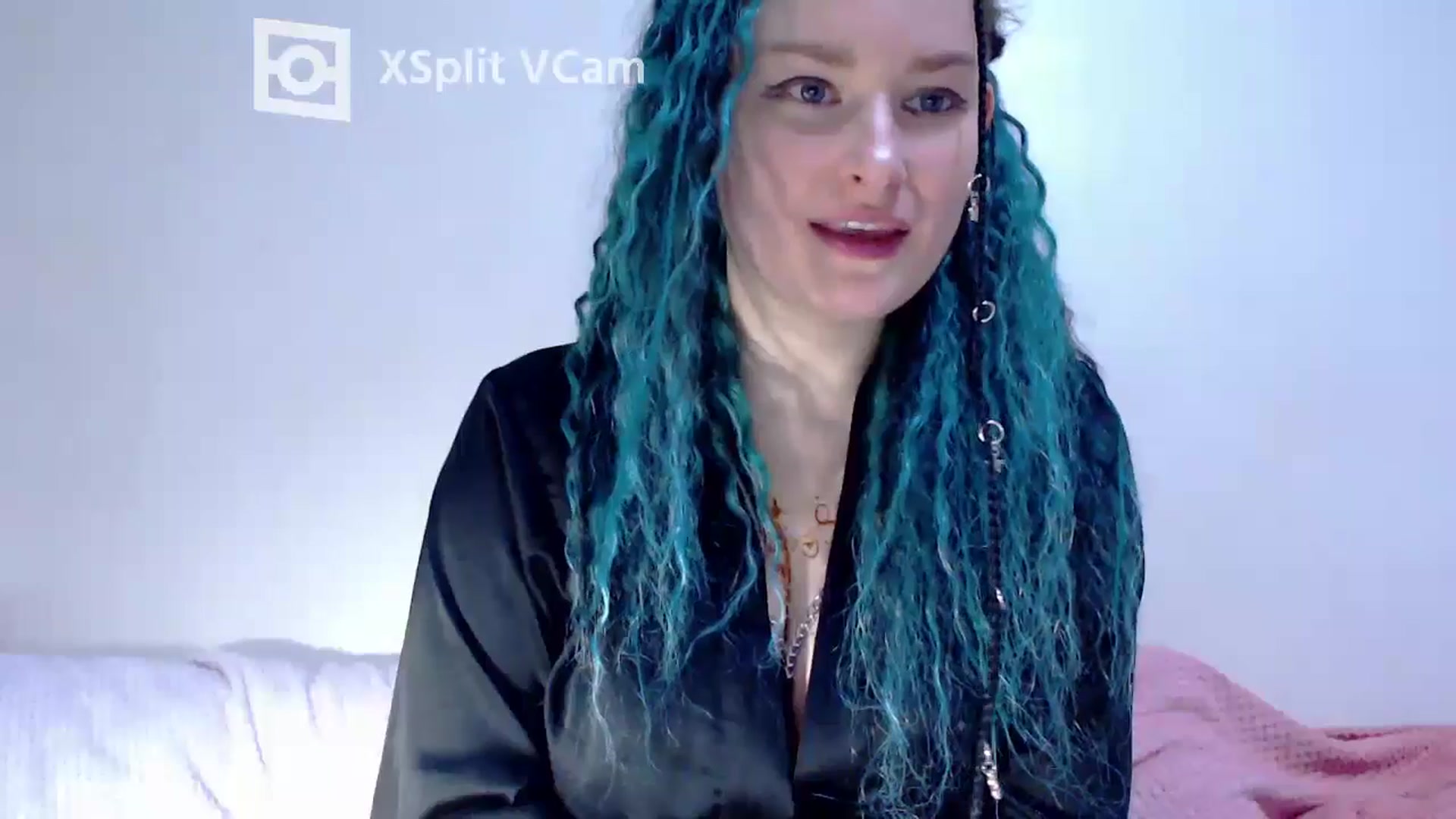 Gallery image thumbnail from Mis_Virginia_'s myfreecams stream on, 05/03/2024, 17:16 image 14 of 20