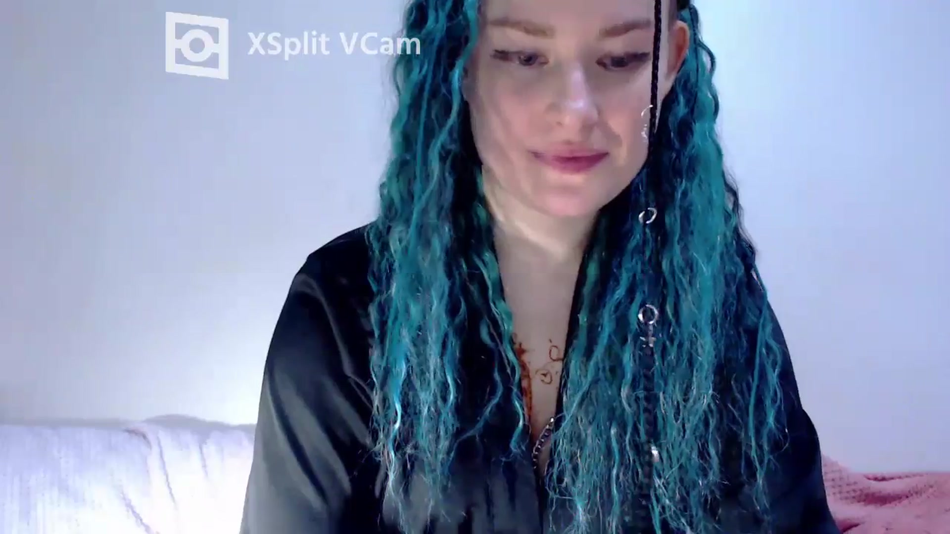 Gallery image thumbnail from Mis_Virginia_'s myfreecams stream on, 05/03/2024, 17:16 image 17 of 20