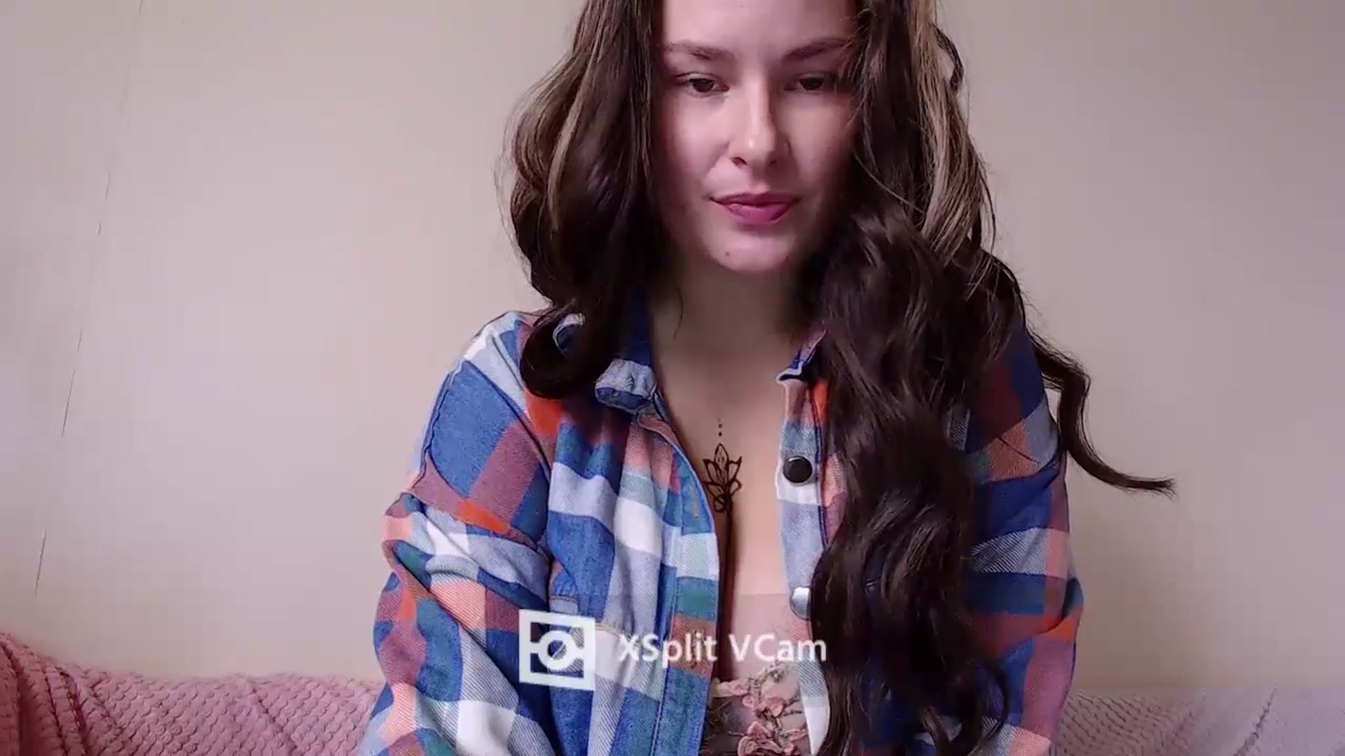 Gallery image thumbnail from Mis_Virginia_'s myfreecams stream on, 09/27/2024, 11:05 image 10 of 20