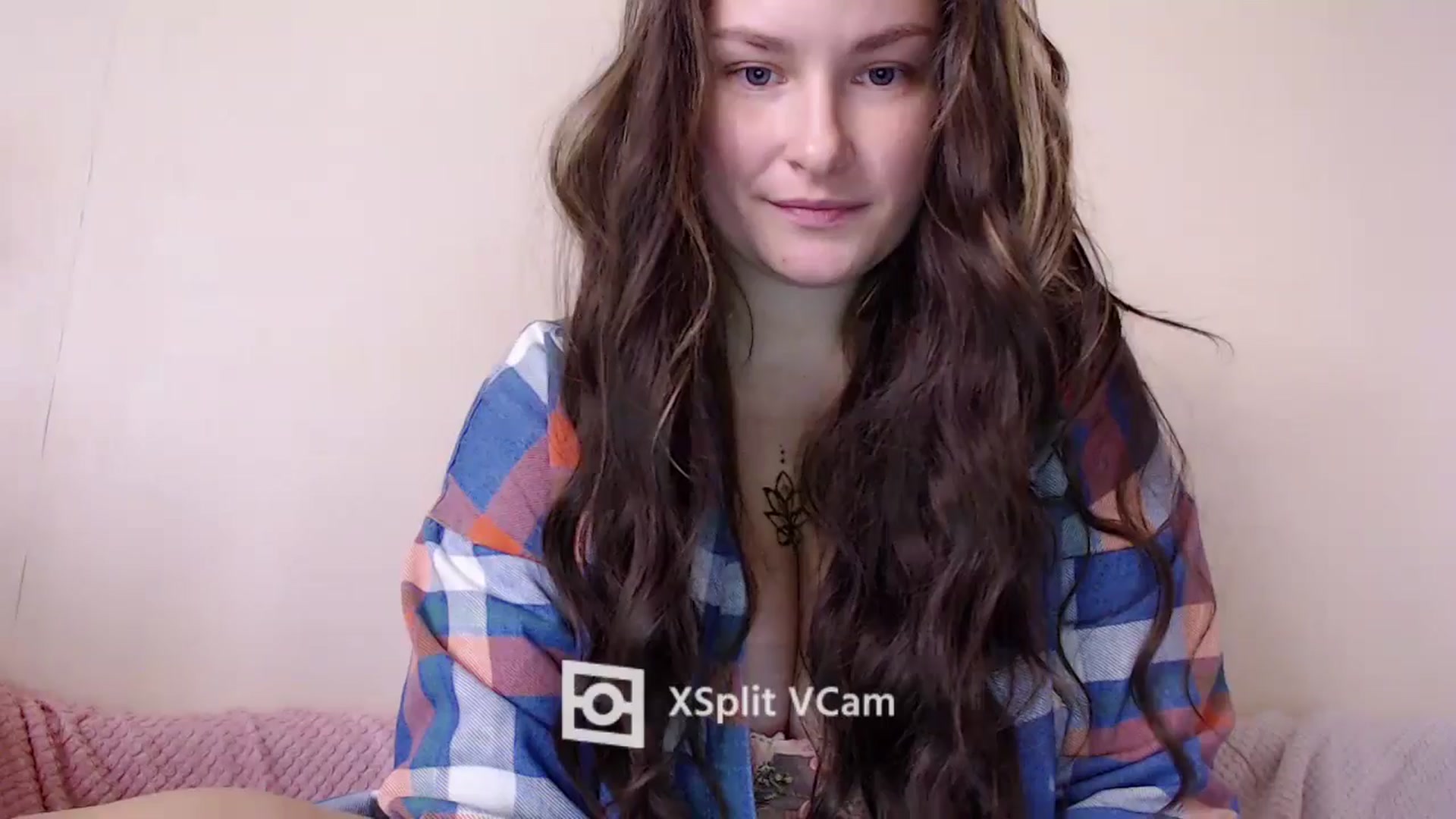 Gallery image thumbnail from Mis_Virginia_'s myfreecams stream on, 09/27/2024, 11:05 image 17 of 20