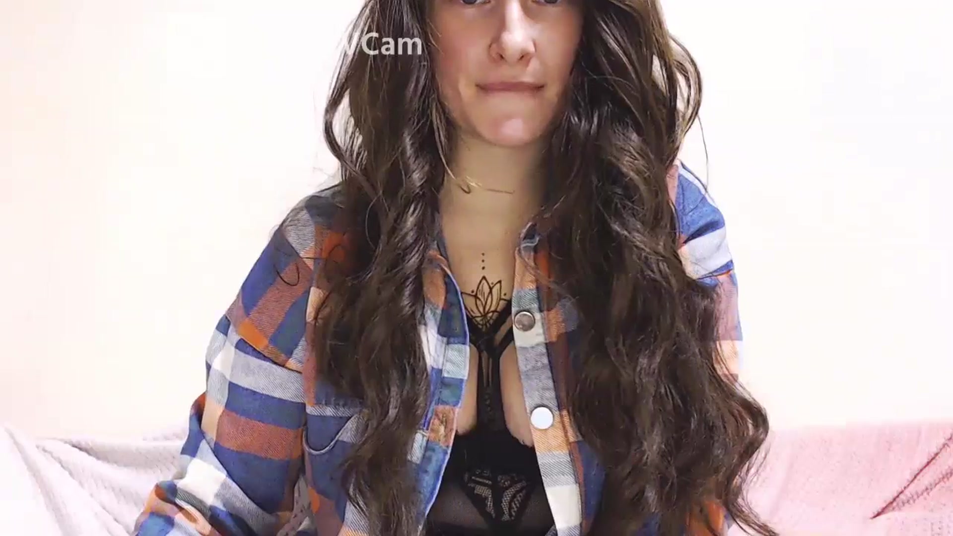 Gallery image thumbnail from Mis_Virginia_'s myfreecams stream on, 10/22/2024, 19:09 image 13 of 20