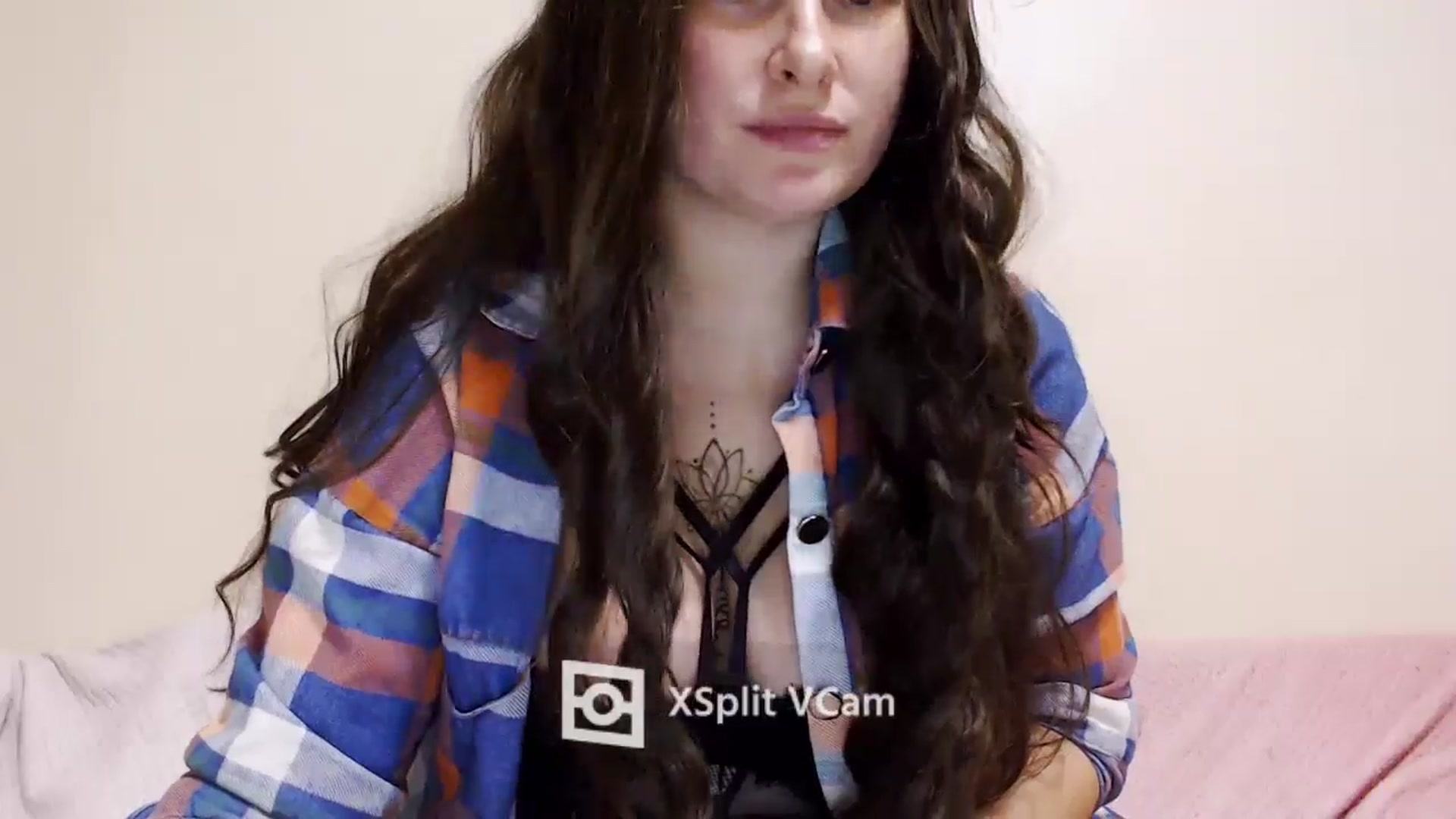 Gallery image thumbnail from Mis_Virginia_'s myfreecams stream on, 10/23/2024, 13:04 image 16 of 20